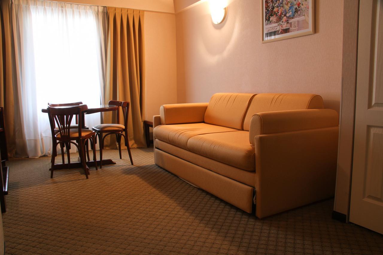 Hotel Reviens Pinamar Extérieur photo