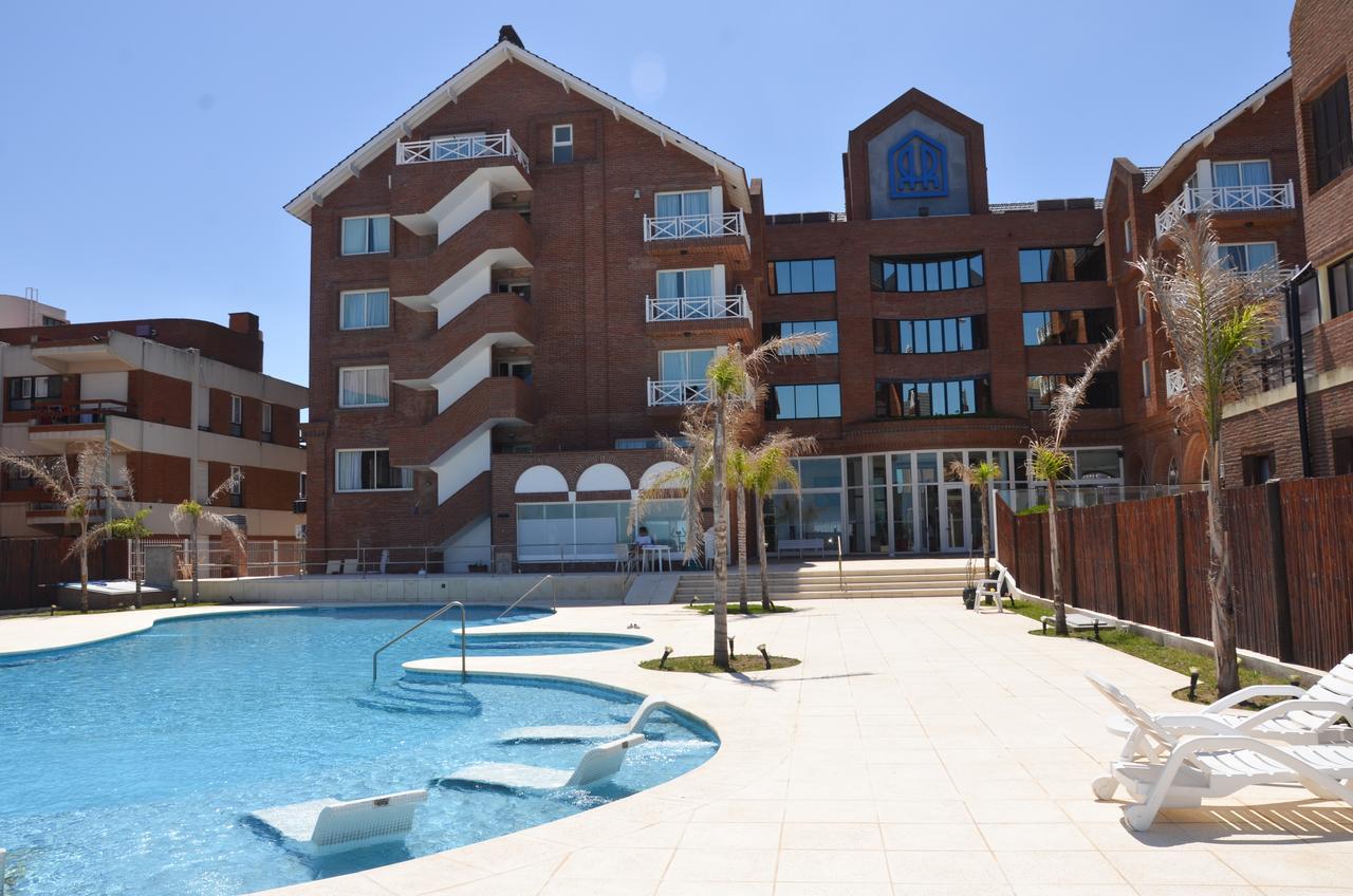 Hotel Reviens Pinamar Extérieur photo