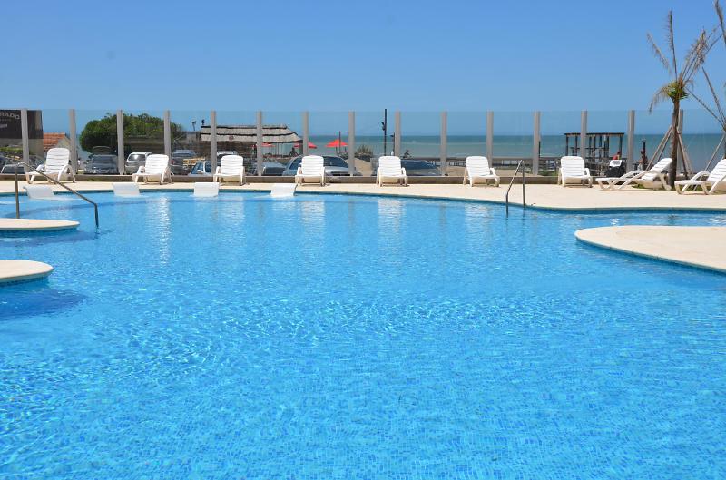 Hotel Reviens Pinamar Extérieur photo